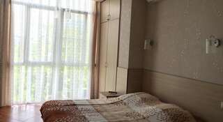 Апартаменты Apartment on Kurortniy Prospekt Сочи-0